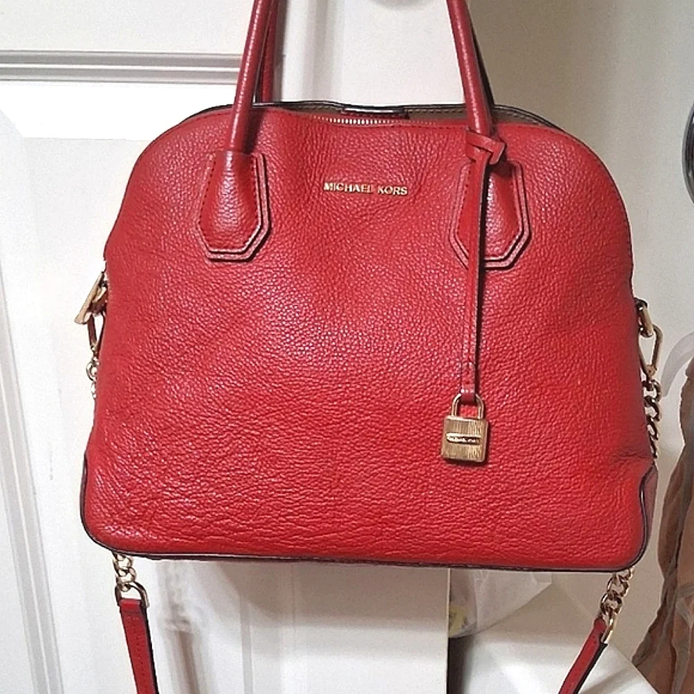 MICHAEL KORS Adele Dome Chain Pebbled Satchel Crossbody Bag EUC
